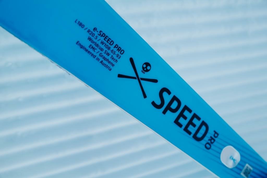 Head - Worldcup Rebels e-Speed Pro 23/24 Ski with Binding at Sport Bittl  Shop