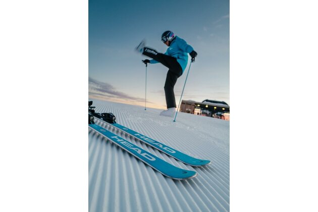 Lyže HEAD WC Rebels e-RACE PRO "blue race" Lyže HEAD WC Rebels e-RACE PRO "blue race"