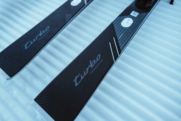 HEAD lyže PORSCHE 7 SERIES + vázání PROTECTOR GW 13 (do 140 Kg) + skibag Porsche 24/25 HEAD lyže PORSCHE 7 SERIES + vázání PROTECTOR GW 13 (do 140 Kg) + skibag Porsche 24/25